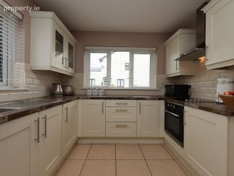 12 Kingscourt, Castlepollard, Castlepollard, Co. Westmeath - Image 4