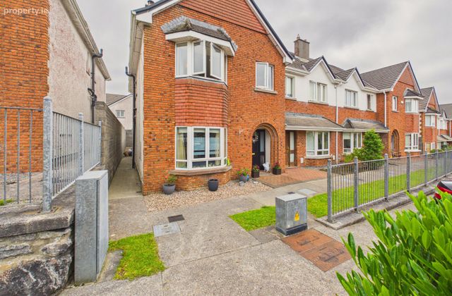 35 Sli Gheal, Ballymoneen Road, Galway, Ballymoneen, Co. Galway - Click to view photos