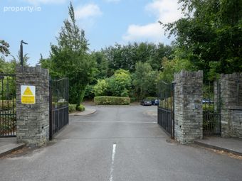 17 Old Quarry, Coolroe, Ballincollig, Cork, Ballincollig, Co. Cork - Image 3