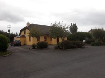 The Thatch Cottage, Strandsend, Cahersiveen, Co. Kerry - Image 5