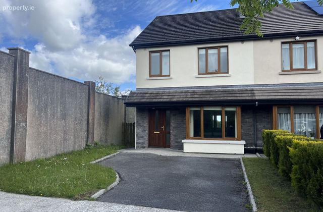 47 The Maples, Ballyhaunis, Co. Mayo - Click to view photos