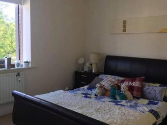 (cozy Room From 18th June Till 25th August Juliet Square, Saint Edmunds Park, Lucan (Shared apartment ), Dublin 20 - Image 4
