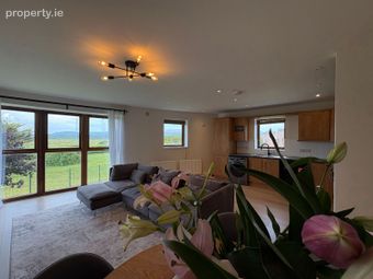 144 Ath Lethan, Racecourse Road, Dundalk, Co. Louth - Image 4