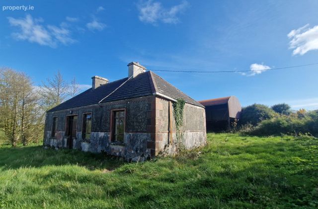 Carrowmore West, Tulrahan, Claremorris, Co. Mayo - Click to view photos