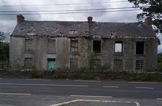 Porte, Ahascragh, Ahascragh, Co. Galway - Click to view photos