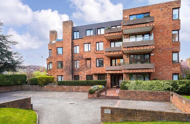 Apartment 52, Merrion Village, Merrion, Dublin 4 - Click to view photos