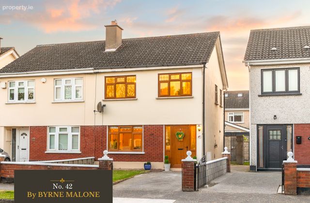 42 Pineview Avenue, Aylesbury, Dublin 24, Aylesbury, Dublin 24 - Click to view photos