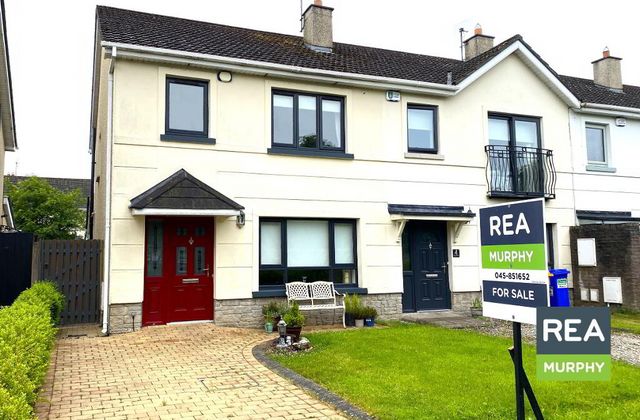 3 The Dale, Downshire Park, Blessington, Co. Wicklow, Blessington, Co. Wicklow - Click to view photos