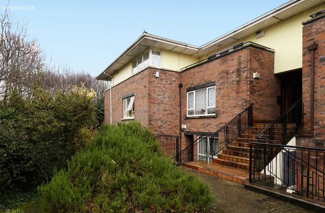 5 Saint Laurence Glen, Saint Laurence Road, Chapelizod, Dublin 20 - Click to view photos