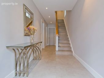 7 The Avenue, Marianella, Rathgar, Dublin 6 - Image 2