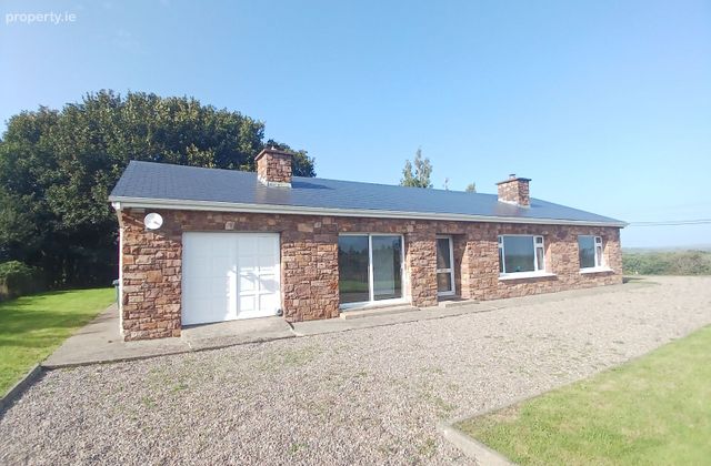Reeks View Lodge, Ownagarry, Killorglin, Co. Kerry - Click to view photos