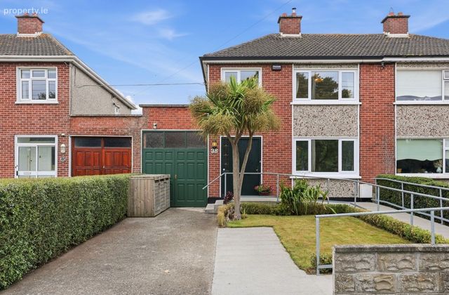 38 Blackberry Rise, Portmarnock, Portmarnock, Co. Dublin - Click to view photos