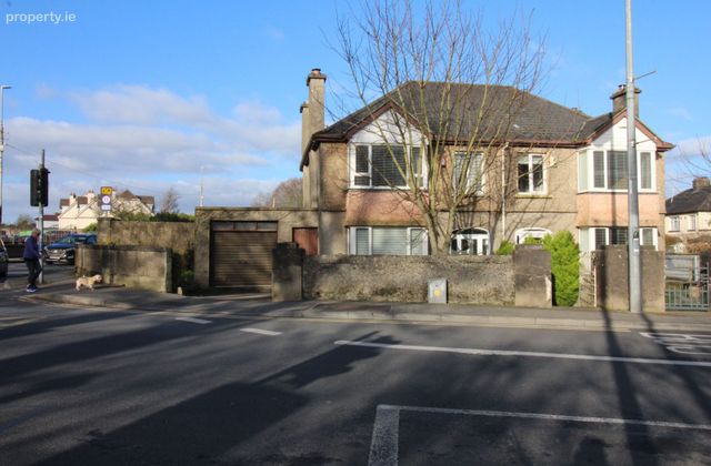 Saint Helens, 1 Belfield Park, Ennis Road, Co. Limerick - Click to view photos