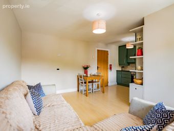 66 Belarmine Place, Dublin 18, Stepaside, Dublin 18 - Image 5