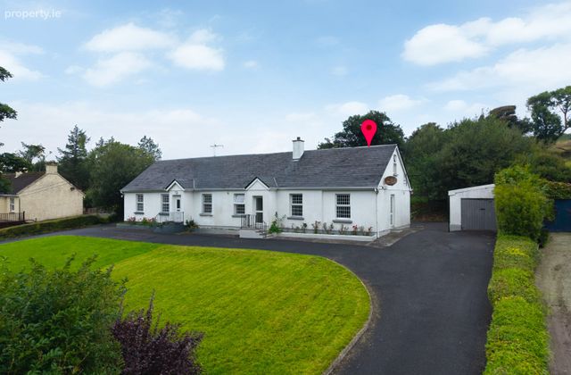 Clew Bay Cottage , Quay Road, Newport, Newport, Co. Mayo - Click to view photos