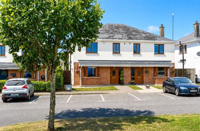 24 Rath Glas, Ballinasloe, Ballinasloe, Co. Galway - Click to view photos