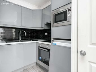 23 Clarendon Hall, Aungier Street, Dublin 2, Dublin 2 - Image 5