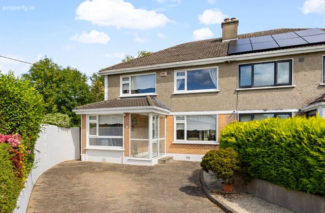 47 Beech Park, Lucan, Co. Dublin - Click to view photos
