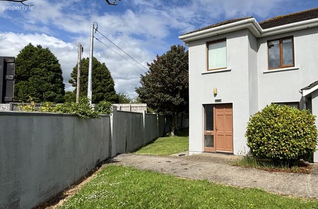 Apartment 8, Westbury Woods, Enniscorthy, Co. Wexford - Click to view photos