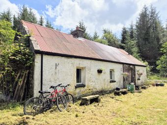Wild Strawberry Cottage, Carricknagrow, Blacklion, Co. Cavan - Image 2