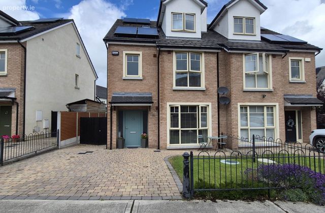 54 Finlay Park, Naas, Co. Kildare, Naas, Co. Kildare - Click to view photos