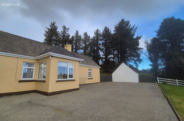 Caherea, Lissycasey, Ennis, Co. Clare, Ballycorick, Co. Clare - Click to view photos
