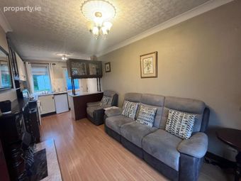 24 Meadowbank Park, Letterkenny, Letterkenny, Co. Donegal - Image 5