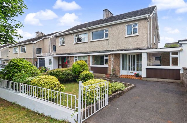 8 Springfield Drive, Dooradoyle, Co. Limerick - Click to view photos
