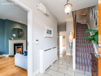 11 Belarmine Close, Belarmine, Stepaside, Dublin 18 - Image 2