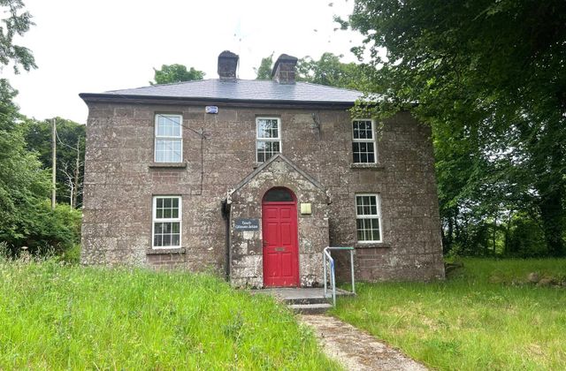 Former Garda Station, Muckanagh, Glenisland, Castlebar, Co. Mayo, Crossmolina, Co. Mayo - Click to view photos