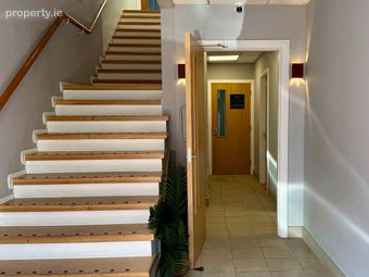 F 1, Nutgrove Office Park, Dublin 14, Churchtown, Dublin 14 - Image 5