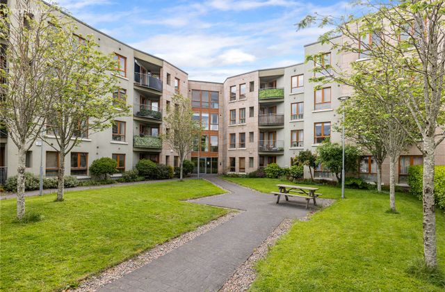131 Crannog, Granitefield Manor, Rochestown Avenue, Dun Laoghaire, Co Dublin, Dun Laoghaire, Co. Dublin - Click to view photos