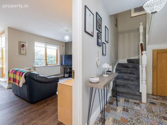 18 All Hallows Square, Dublin 9, Drumcondra, Dublin 9 - Image 2