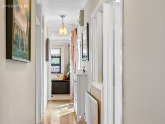 3 Castle Court, Whitehall Road, Churchtown, Dublin 14 - Image 5