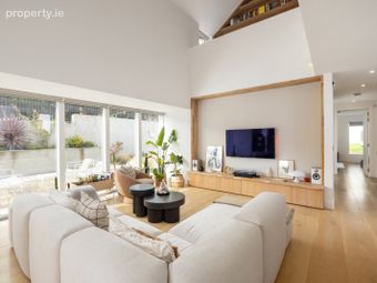 17 Sika Woods, Enniskerry, Co Wicklow, Enniskerry, Co. Wicklow - Image 4