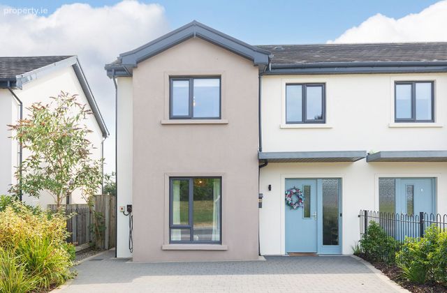 4 Martello Drive, Rushbrooke, Cobh, Co. Cork - Click to view photos