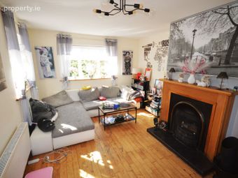 2 Keenaghan Close, Carrick Road, Kilcar, Co. Donegal - Image 3