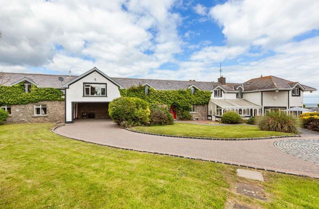 Robbswall Cottage, Coast Road, Malahide, Co. Dublin, Malahide, Co. Dublin - Click to view photos