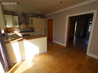 75 Ravensdale, Herons Wood, Carrigaline, Co. Cork - Image 5
