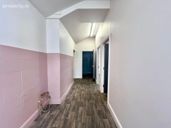 Lee Beauty Clinic, Market Square, Gort, Co. Galway - Image 4