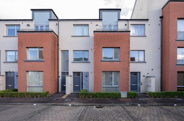 10 Bridgefield Place, Curraheen Road, Bishopstown, Co. Cork, Bishopstown, Co. Cork - Click to view photos