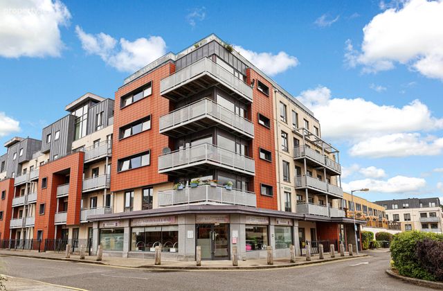 61 Clearwater Court South, Lock Keepers Walk, Royal Canal Park, Dublin 15, Royal Canal Park, Dublin 15 - Click to view photos