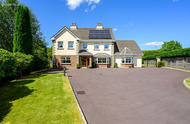 3 The Grove, Crossbarry, Co. Cork - Click to view photos