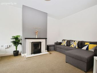18 Belmont Avenue, Garryduff, Rochestown, Co. Cork - Image 4