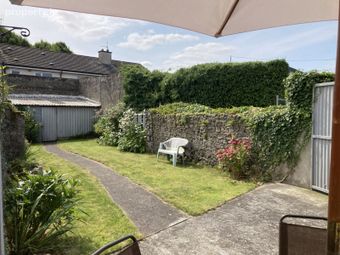 12 Mitchel Street, Thurles, Co. Tipperary - Image 2