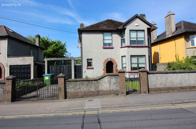 13 Bellefield Gardens, Ennis Road, Farranshone, Co. Limerick - Click to view photos