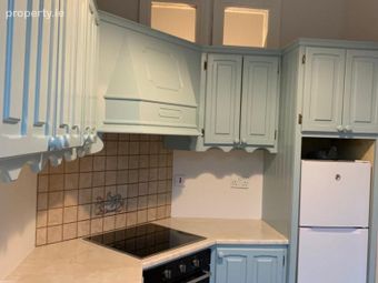 Apartment 4, 8 Emmet Square, Clonakilty, Co. Cork, Clonakilty, Co. Cork - Image 2