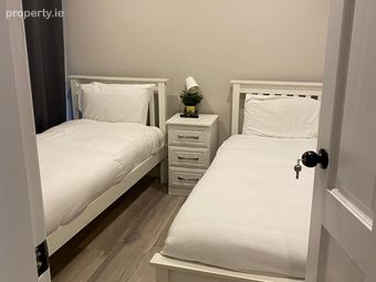 Lough Atalia Road, Galway, Galway City Centre, Co. Galway - Image 4