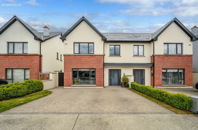 7 Fern Dale, Castle Heights, Kilmoney, Carrigaline, Co. Cork - Click to view photos