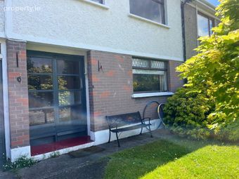6 Grange Grove, Blackrock, Co. Dublin
